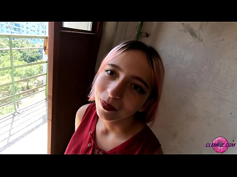 ❤️ Estudiante Sensual chupa a un extraño en el Outback - Cum en su cara ❤️ Super porno en es.tuberxxx-com.ru ❌️